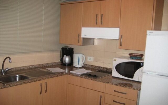 Amadores Beach Apartments