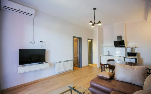 Seventh floor apartment