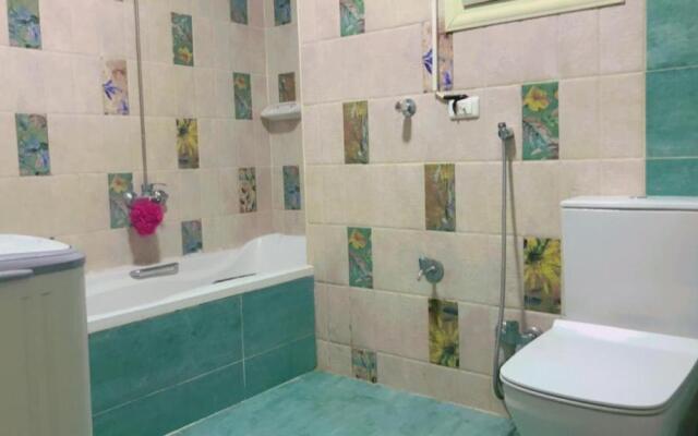 Apartment for you completely , Al-Ajami Al-Bitash, beach view