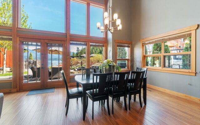 Carmel Beach Private Lodges