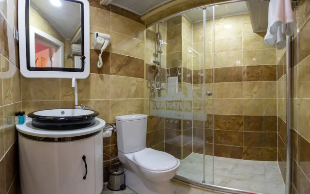 Center Hotel Baku