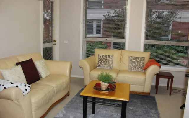 Australian Home Away @ Box Hill 2 Bedroom