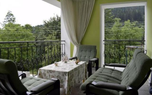 Guest Rooms Waterfall
