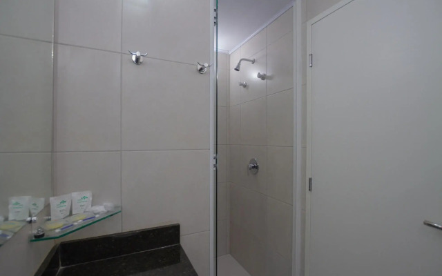 Hotel Confiance Barigui