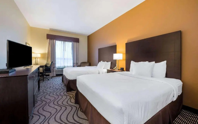 La Quinta Inn & Suites Marshall