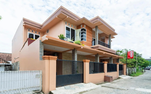 OYO 2898 kost Irfani - Hotel in Palembang - Photo 3