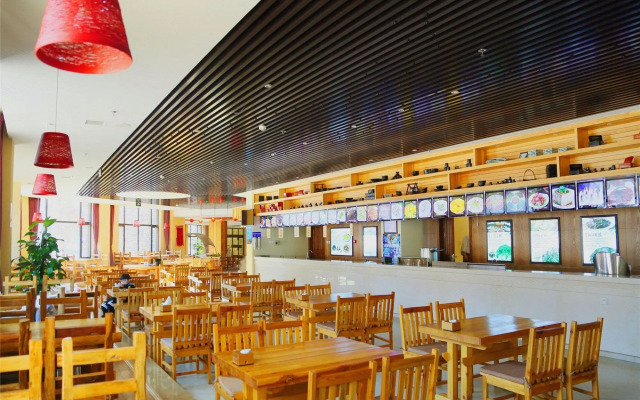 Huaximu Hot Spring Hotel