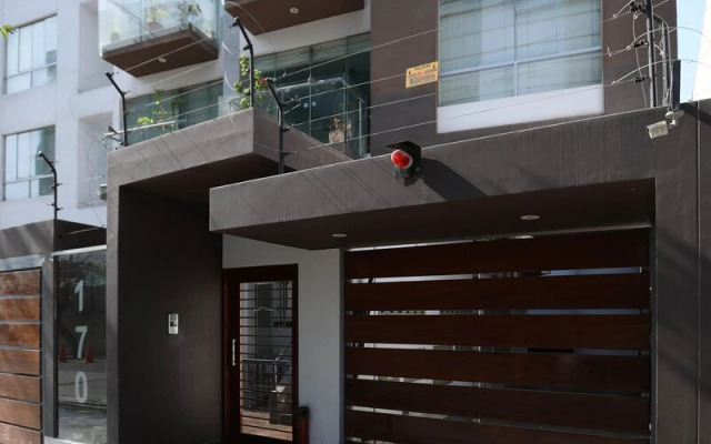 Relájate y recarga entre San Isidro y Miraflores