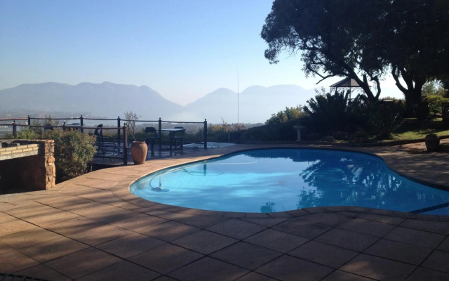 La Montagne Guest Lodge
