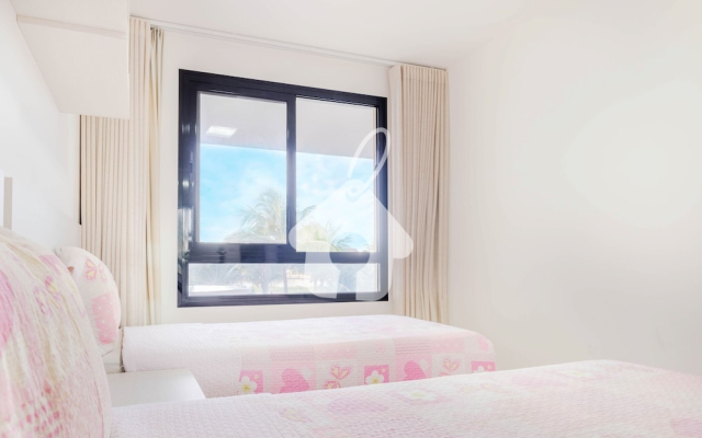 PF14 Great 2 Bedroom Apartment