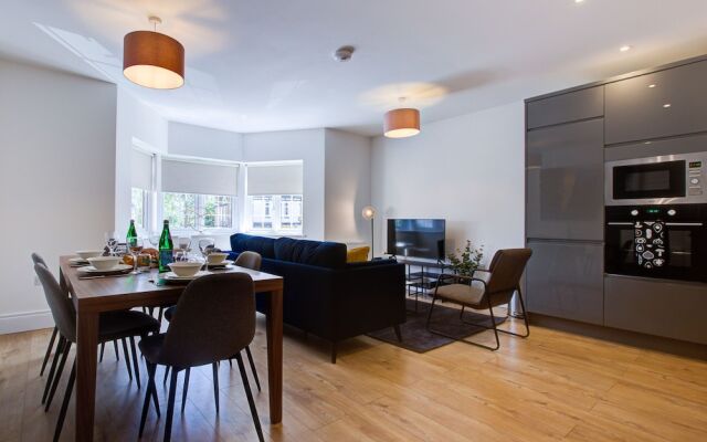 Hybrid Resi - New Malden