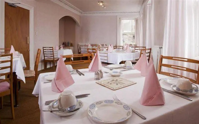 Waverley Hotel