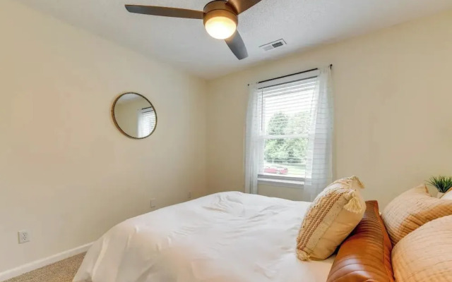 Pet-Friendly Lake Norman Retreat