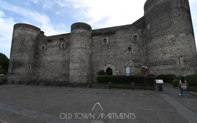 Old Town Apartments Catania