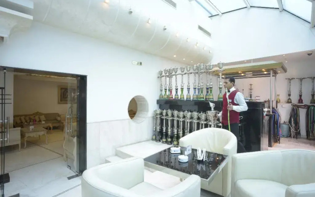 The Penthouse Suites Hotel
