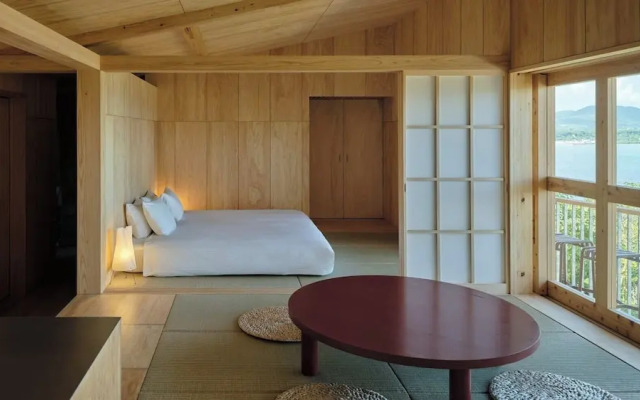 YAWN YARD Kouri Island