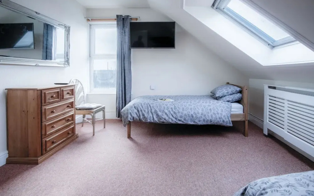 Fulke Street - 2 Bedroom Apartment - Milford Haven