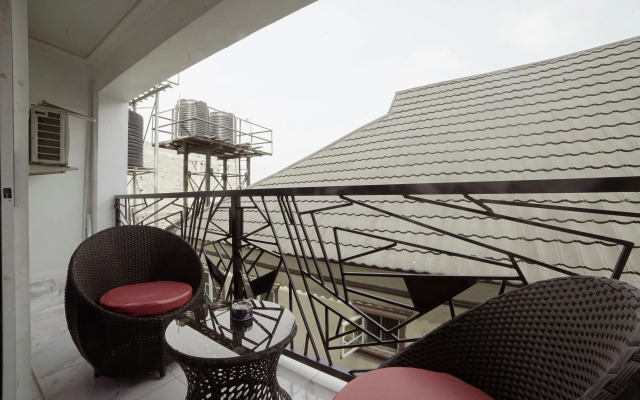 247 Luxury Apartment