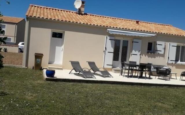 Maison Grues, 3 pièces, 5 personnes - FR-1-476-165