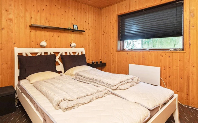 6 Person Holiday Home in Rodby