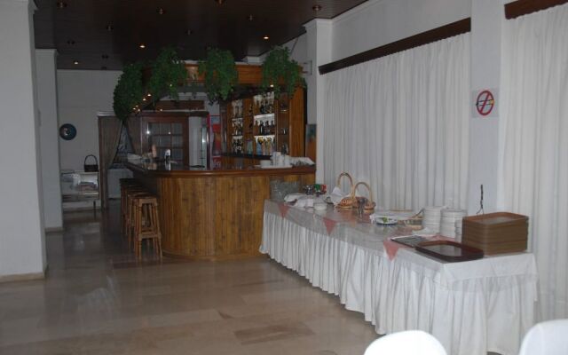 Themisto Hotel
