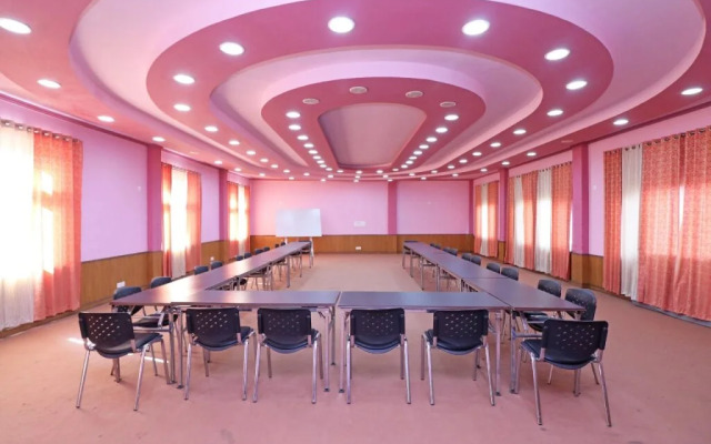 Hotel Binsar Rooms By OYO Rooms