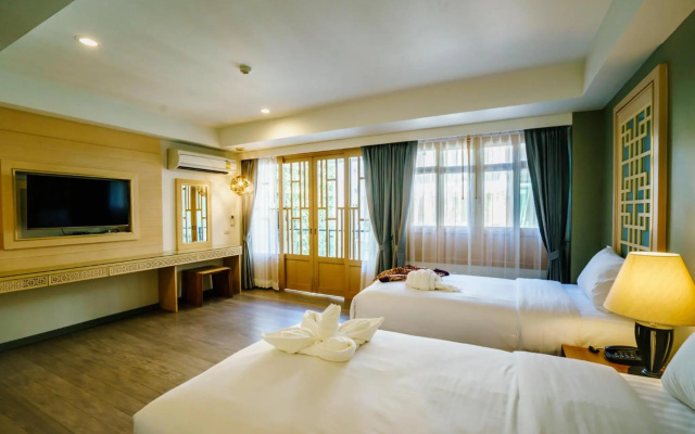 Moon Dragon Hotel – Guest Rooms – Chiang Mai