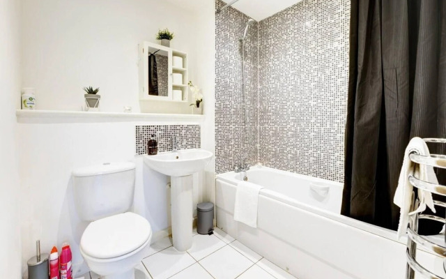 Citycentre - 2Br - Free Parking - Wifi - 2baths