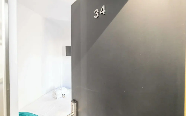 Hotel Avaton - Single Bedroom - Cannes Palais