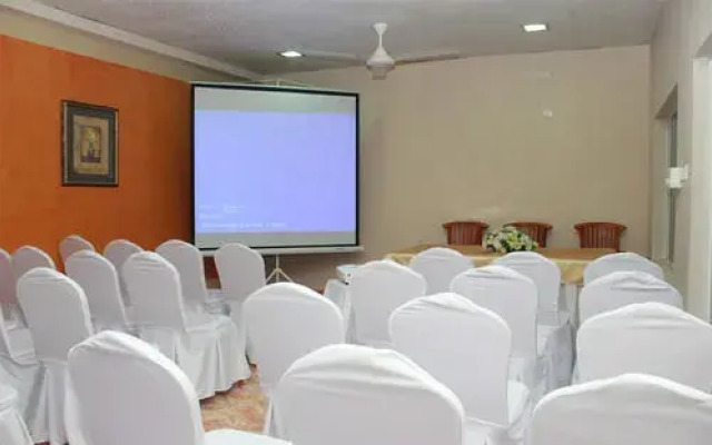 Capital O 229 Jkab Park Hotel