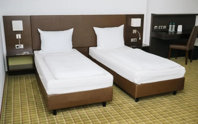 Feringapark Hotel by Coffee Fellows Hotels