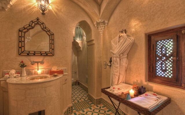 Riad Kaiss by Anika