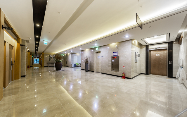 Naju Hotel Core