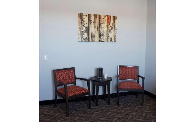 Days Inn by Wyndham Airdrie