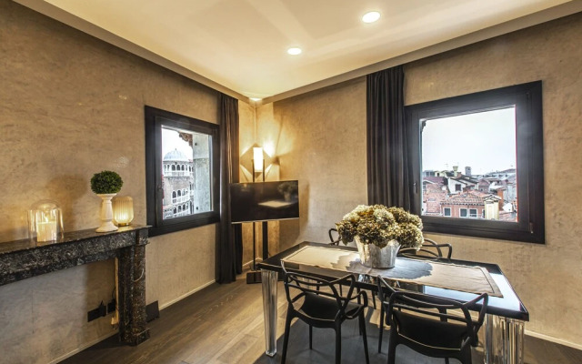 San Marco Deluxe Suite R&R
