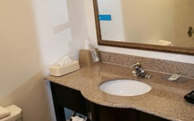 Valley Oaks Inn Woodland