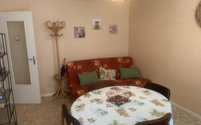 Appartement Mont-Dore, 2 pièces, 4 personnes - FR-1-415-103