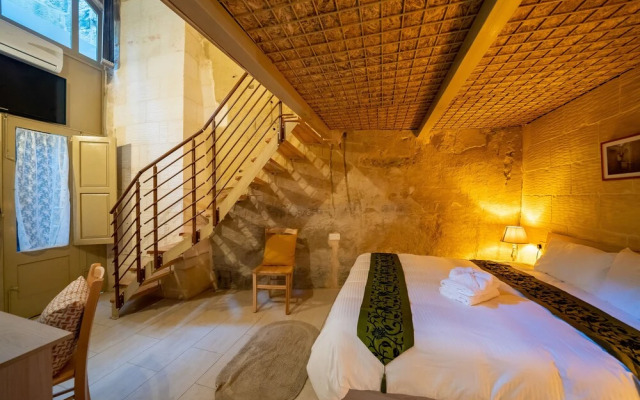 Ta' Pinu B&B