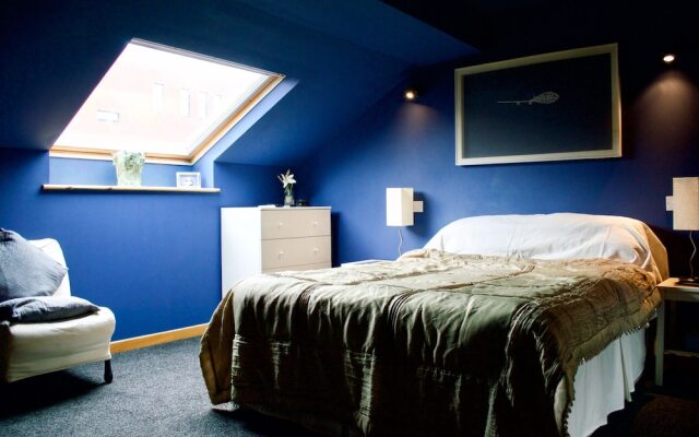 1 Bedroom Apartment With Balcony