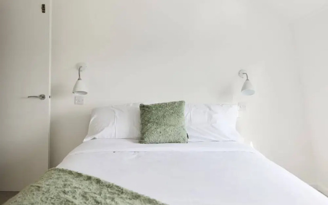 The Kennington Wonder - Bright 2bdr Flat With Rooftop Terrace