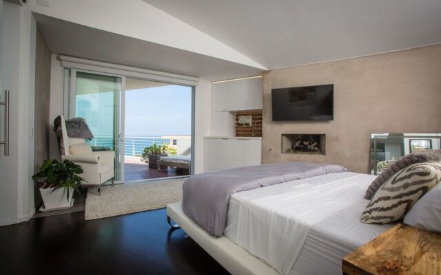 Modern Del Mar Beach Home