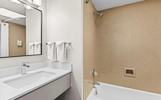 Quality Inn And Suites Dollywood