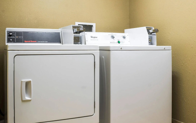 Clarion Pointe Sioux Falls Airport