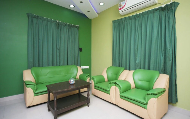 OYO 4662 Apartment Navalur