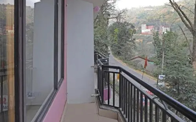 Oyo 24737 Shaivy Homestay And Saini Bhojnalay