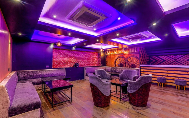 Fabhotel Surya Grand