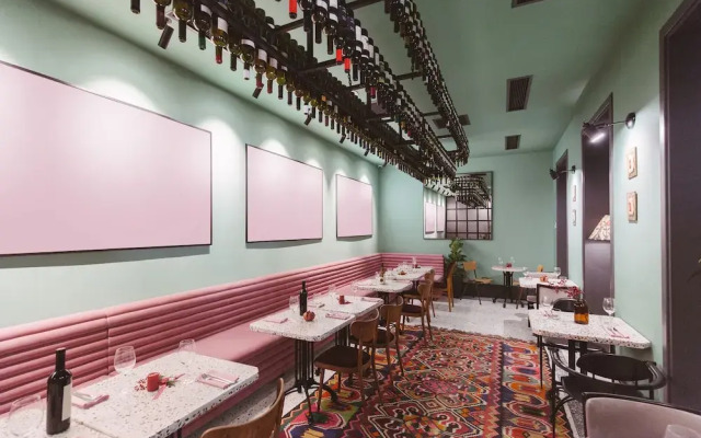 g.Vino City Wine Hotel