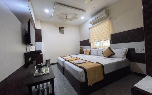 Hotel Rathnavel Towers Annex