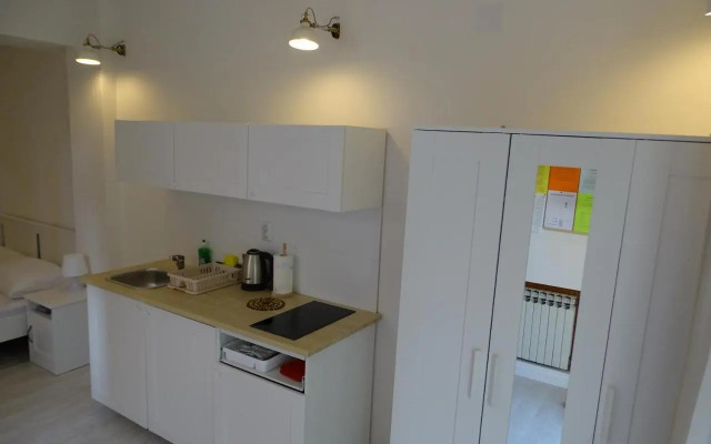Job studio apartments