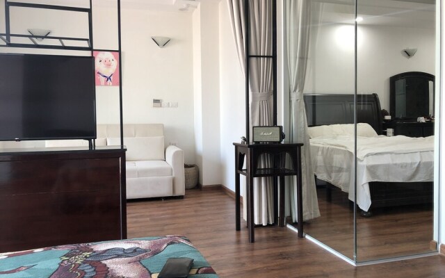 Emanuela Hotel & Serviced Apartment